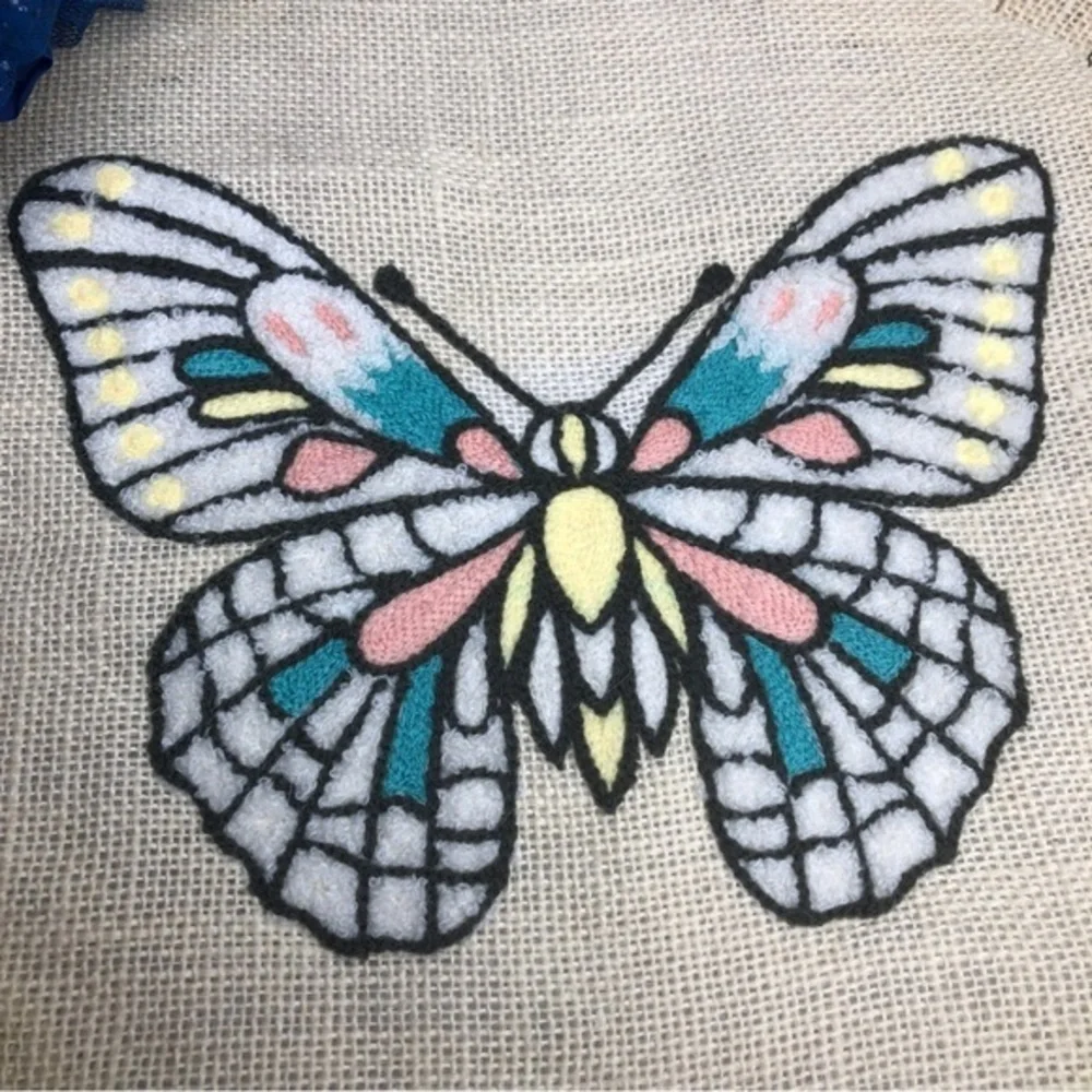 Nicole Miller round placemats